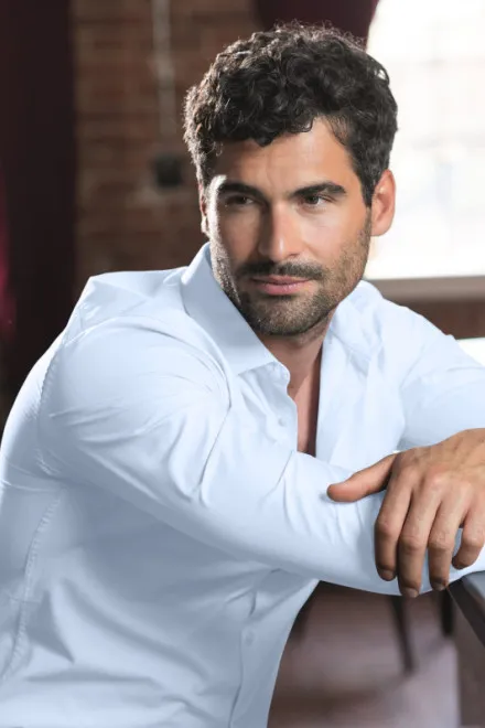 Chemise homme à manches longues Coupe slim, bleu clair