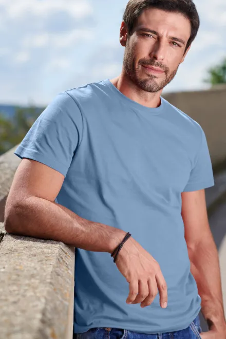 T-shirt simple homme, bleu ciel